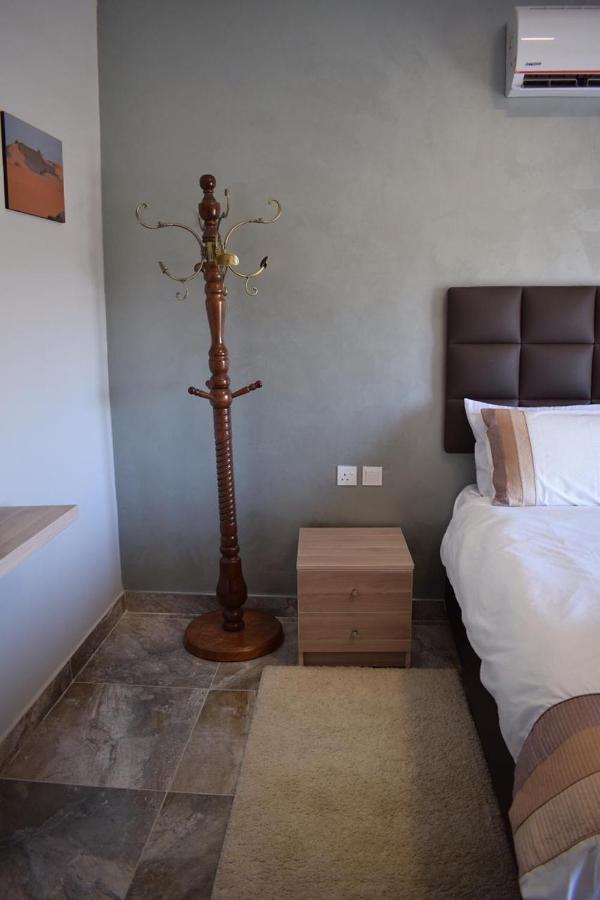 Baron Palace Hotel Suites Акаба Екстер'єр фото